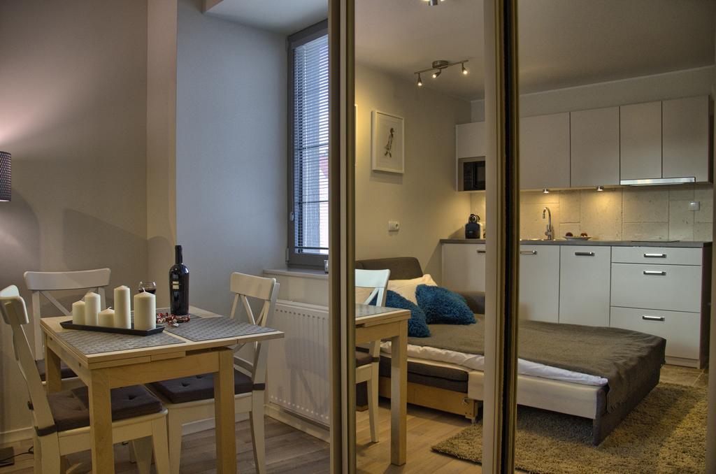 Tartaczna Deluxe Apartments غدانسك الغرفة الصورة