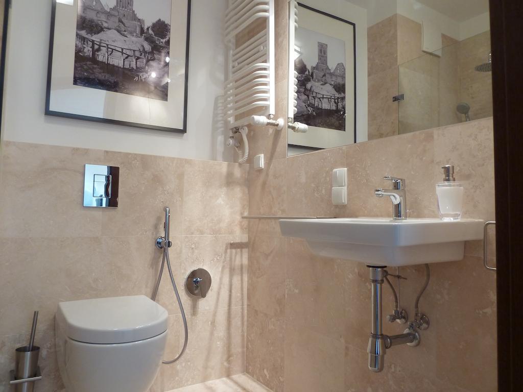 Tartaczna Deluxe Apartments غدانسك الغرفة الصورة